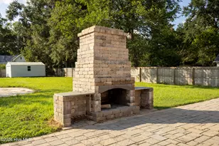 103 N Academy St, Richlands, NC 28574 - Photo 5