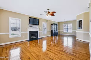 400 Cedar Lake Ln, Clinton, NC 28328 - Photo 7