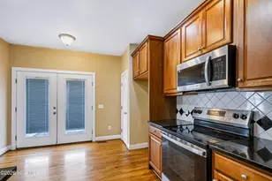 400 Cedar Lake Ln, Clinton, NC 28328 - Photo 9