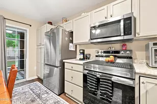 303 Barbour Rd, Morehead City, NC 28557 - Photo 9