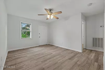 301 Montgomery Avenue, Wilmington, NC 28405 - Photo 5