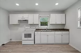 301 Montgomery Ave, Wilmington, NC 28405 - Photo 9