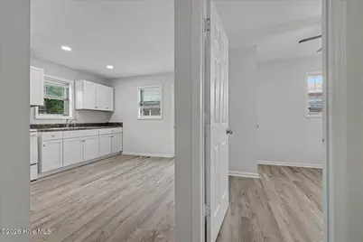 301 Montgomery Avenue, Wilmington, NC 28405 - Photo 7