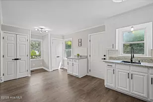 204 E Branch St, Benson, NC 27504 - Photo 13