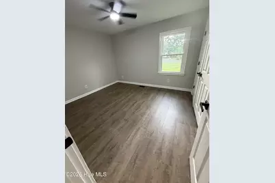 204 E Branch Street, Benson, NC 27504 - Photo 7