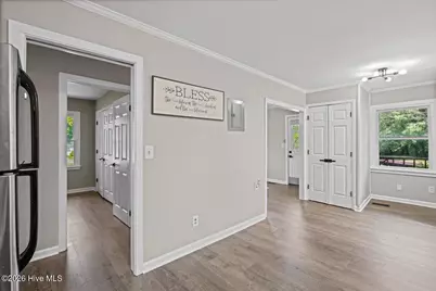 204 E Branch Street, Benson, NC 27504 - Photo 9