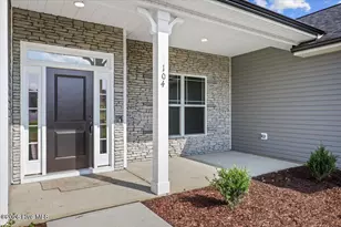 1119 Barkentine Dr, New Bern, NC 28560 - Photo 3