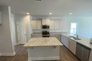 915 Port Royal Ct, New Bern, NC 28560 - Photo 5
