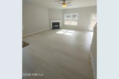 915 Port Royal Court, New Bern, NC 28560 - Photo 3