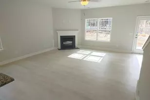 915 Port Royal Ct, New Bern, NC 28560 - Photo 3