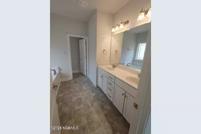 915 Port Royal Court, New Bern, NC 28560 - Photo 11