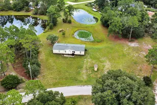 877 Cambridge Rd, Southport, NC 28461 - Photo 5