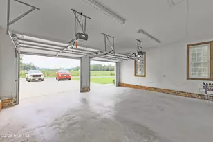 215 S Johnson St, Beulaville, NC 28518 - Photo 29