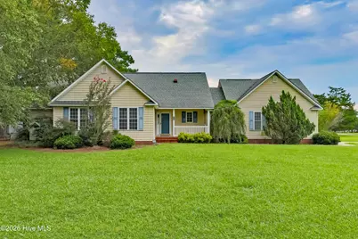 215 S Johnson Street, Beulaville, NC 28518 - Photo 1