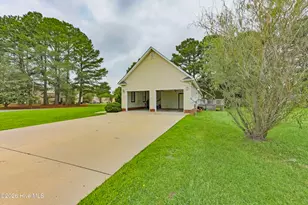 215 S Johnson St, Beulaville, NC 28518 - Photo 35
