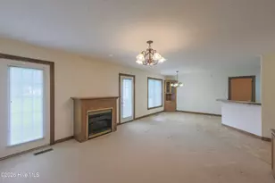 215 S Johnson St, Beulaville, NC 28518 - Photo 3