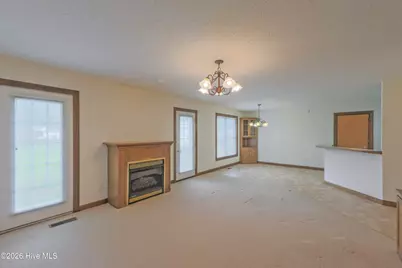 215 S Johnson Street, Beulaville, NC 28518 - Photo 9