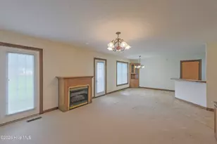 215 S Johnson St, Beulaville, NC 28518 - Photo 9