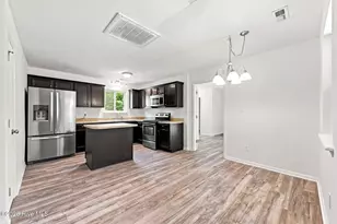 621 Walden Pl, Jacksonville, NC 28546 - Photo 15