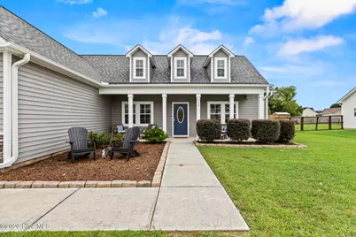115 Pembury Way, Richlands, NC 28574 - Photo 3
