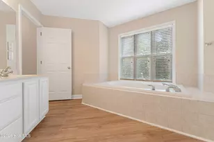 424 Commerce Ave, Morehead City, NC 28557 - Photo 19