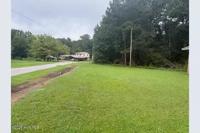 106 S Grandy Lane, Windsor, NC 27983 - Photo 3
