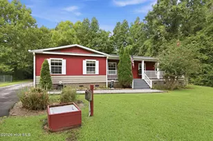 109 Southwest Dr, Newport, NC 28570 - Photo 5