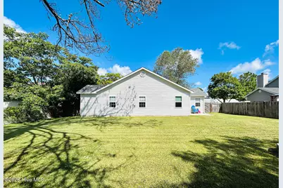 152 Horse Shoe Bend, Jacksonville, NC 28546 - Photo 9