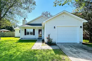 152 Horse Shoe Bend, Jacksonville, NC 28546 - Photo 1