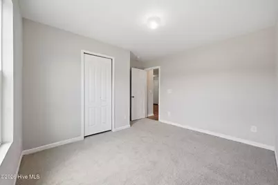 320 Adobe Lane, Jacksonville, NC 28546 - Photo 5