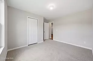 320 Adobe Ln, Jacksonville, NC 28546 - Photo 5