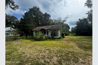 306 S Broad Street, Robersonville, NC 27871 - Photo 1