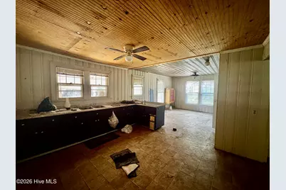 306 S Broad Street, Robersonville, NC 27871 - Photo 11