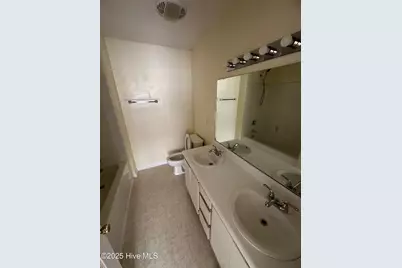 1224 Westridge Court #B, Greenville, NC 27834 - Photo 11