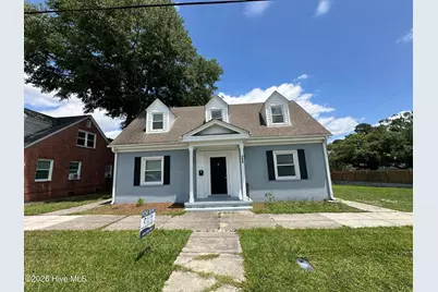 304 N 11th Street #Unit B, Wilmington, NC 28401 - Photo 1