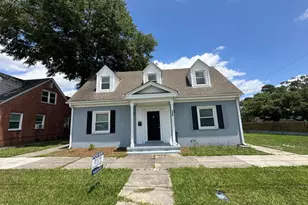 304 N 11th St, Wilmington, NC 28401 - Photo 1