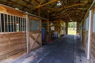 160 Calebs Run, Aberdeen, NC 28315 - Photo 63