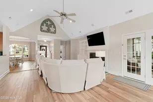 412 Waverly Ct, Newport, NC 28570 - Photo 7
