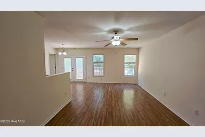 100 Constitution Avenue, Jacksonville, NC 28540 - Photo 3