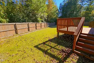 100 Constitution Ave, Jacksonville, NC 28540 - Photo 25