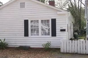 304 E 18th St, Lumberton, NC 28358 - Photo 15