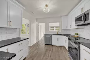 329 Wayne Dr, Wilmington, NC 28403 - Photo 17