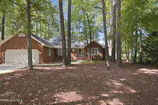 307 Augusta Ct, New Bern, NC 28562 - Photo 3