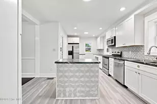 301 W 15th St, Washington, NC 27889 - Photo 9