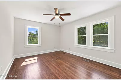 301 W 15th Street, Washington, NC 27889 - Photo 13