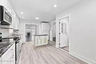 301 W 15th St, Washington, NC 27889 - Photo 7