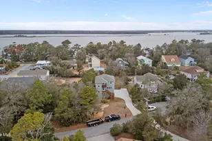7118 Archers Creek Dr, Emerald Isle, NC 28594 - Photo 49