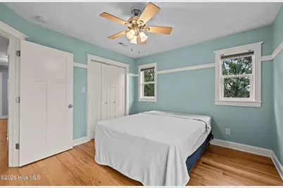 7118 Archers Creek Drive, Emerald Isle, NC 28594 - Photo 15