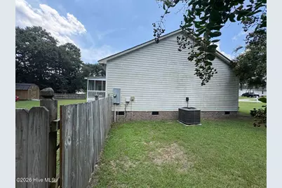 2468 Stratford Drive, La Grange, NC 28551 - Photo 3