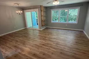 906 Cedar Ct, Aberdeen, NC 28315 - Photo 5